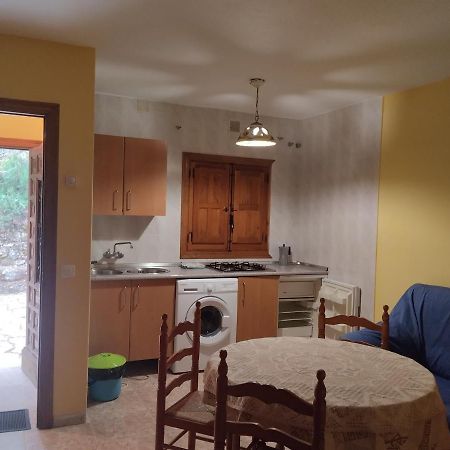 Apartamentos Condado De Miranda ミランダ・デル・カスタニャル エクステリア 写真