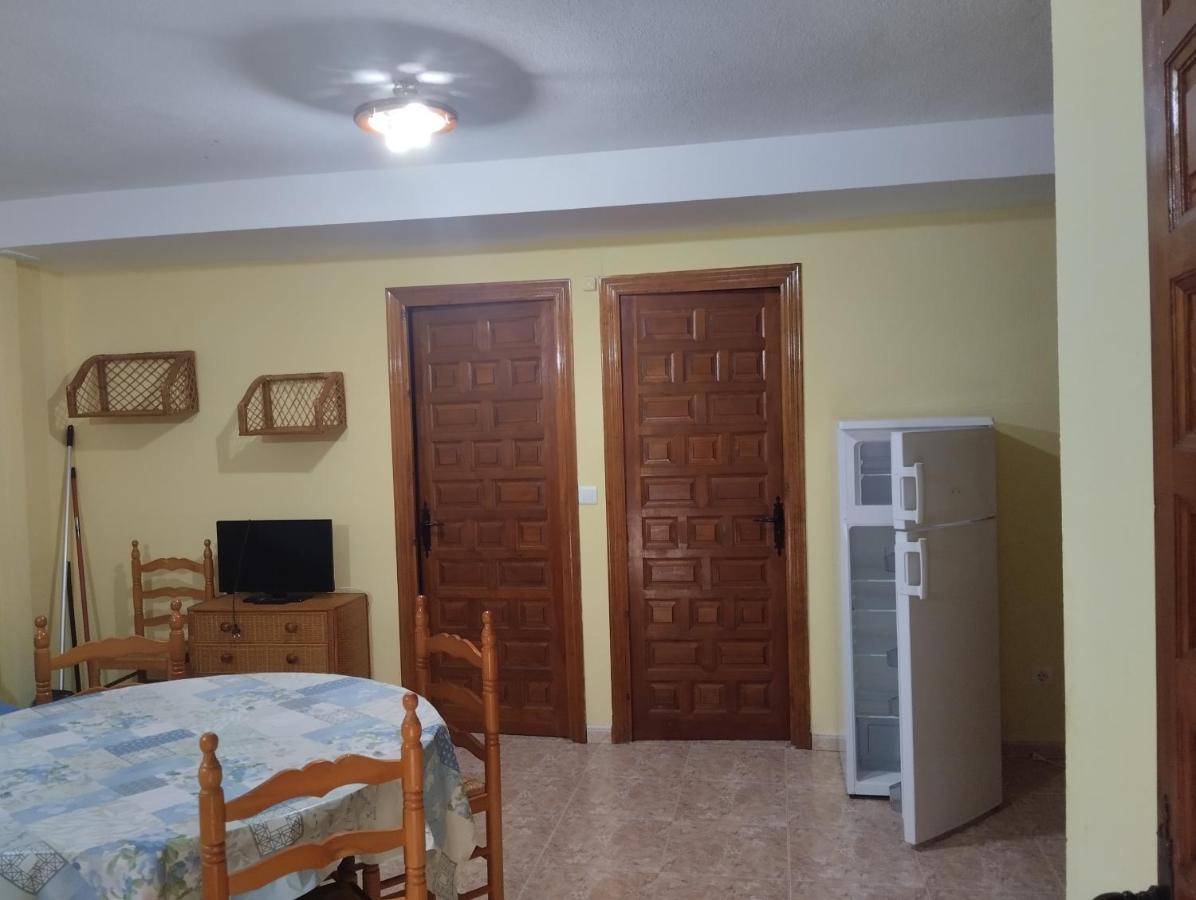Apartamentos Condado De Miranda ミランダ・デル・カスタニャル エクステリア 写真